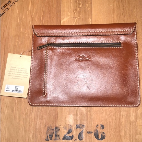 (SOLD) PATRICIA NASH TOOLED MIDI PORTFOLIO - Picture 2 of 4